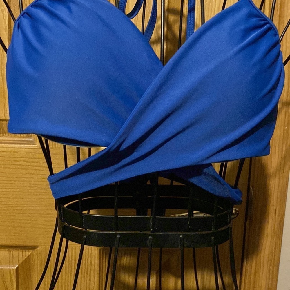 Victoria’s secret’s bikini top🏖 - Picture 6 of 6